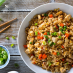 Bowl de Poulet aux Légumes et Riz Intégral